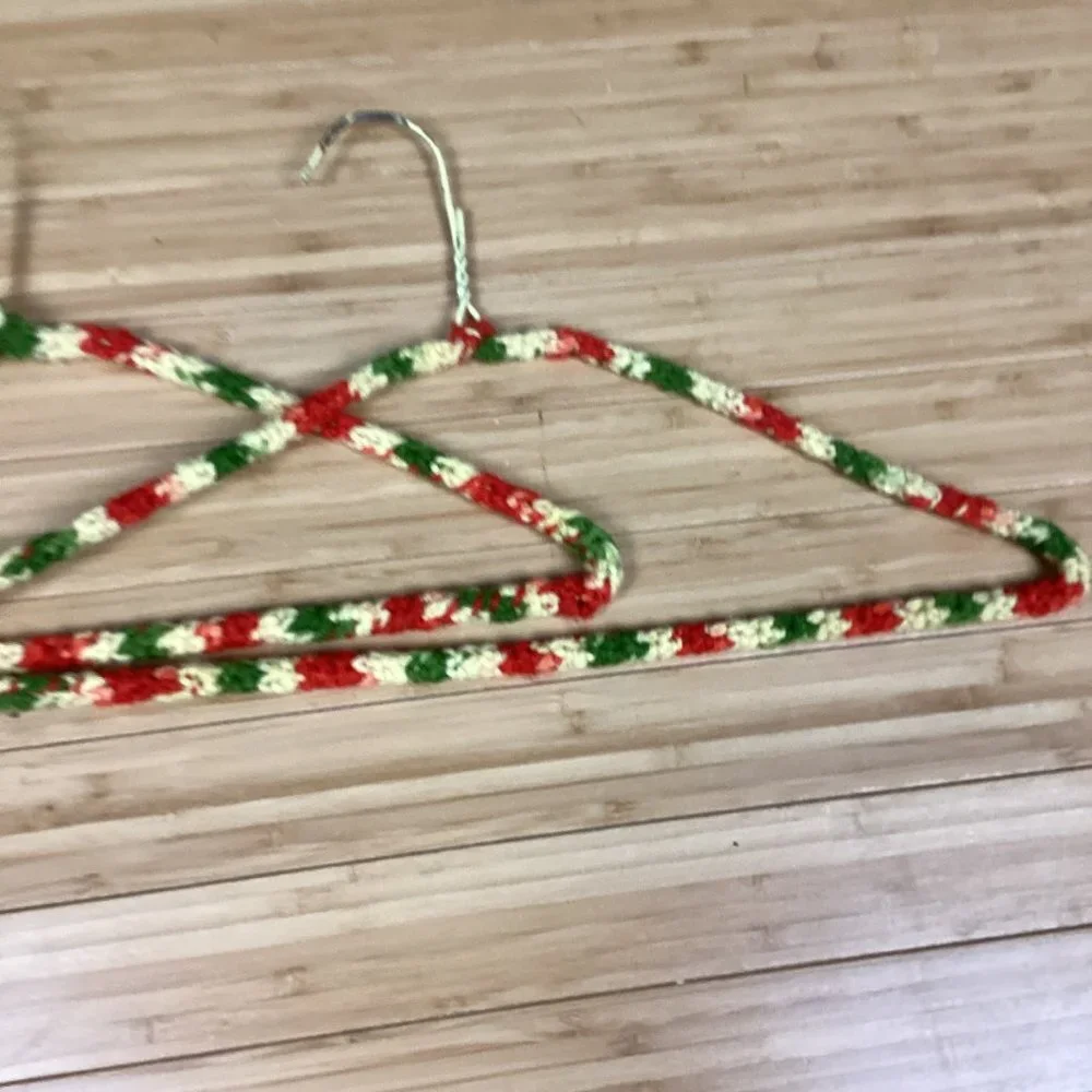 Vintage 1970s Set of 8 Crocheted Wire Hangers